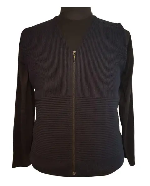 Mörkblå - Framsida