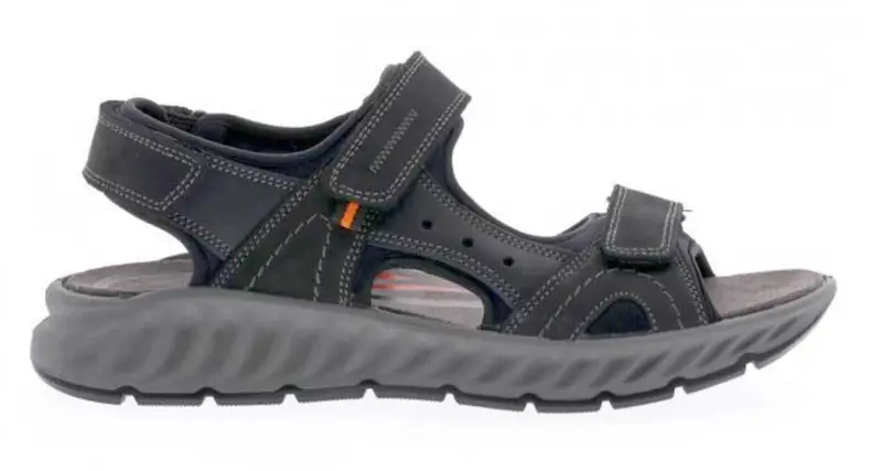 Svarta sandaler